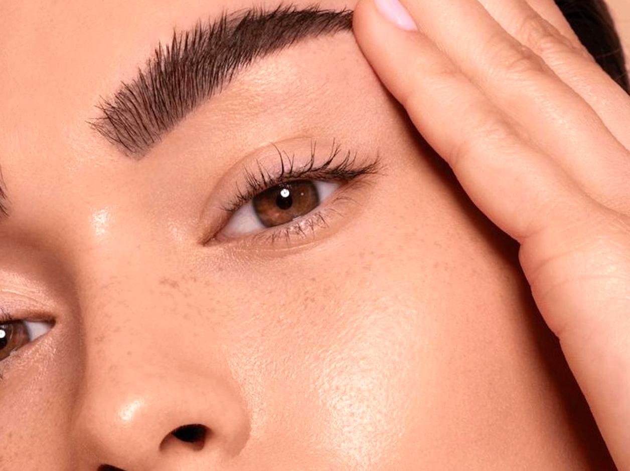 Guide to Contouring Based on Face Shape